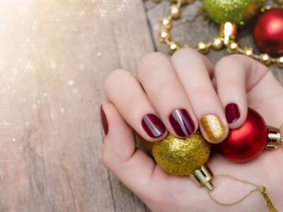 Unghie natalizie: foto e idee per realizzare le migliori nail art a tema 