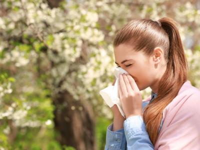 Allergia alle graminacee: i sintomi, il periodo, le cause e i rimedi più efficaci