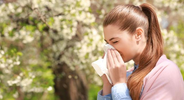 Allergia alle graminacee: i sintomi, il periodo, le cause e i rimedi più efficaci