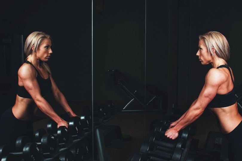 donna in palestra