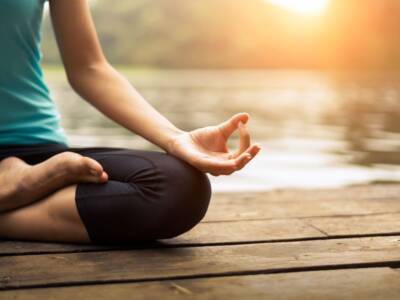 Tutto sullo yoga: benefici, posizioni e diversi tipi di pratiche