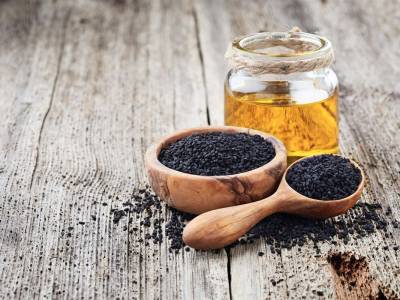 Nigella Sativa: tutto sul cumino nero dalle straordinarie proprietà