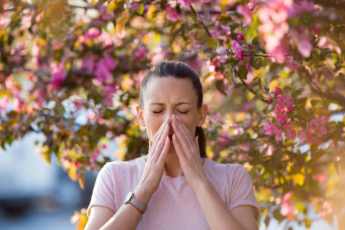 girl with allergy