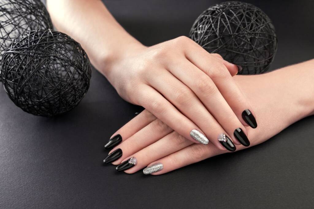Silver black nails