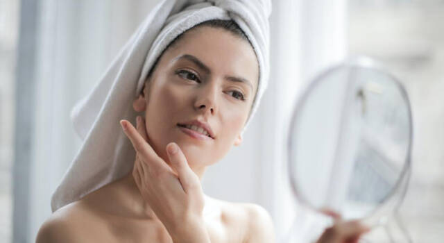 Skincare per pelle secca: consigli per una perfetta beauty routine