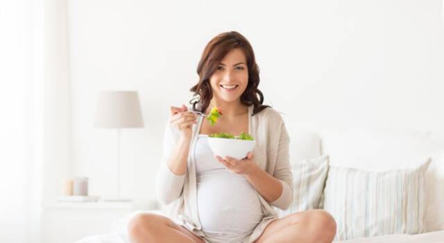 Come non ingrassare in gravidanza: le regole da seguire
