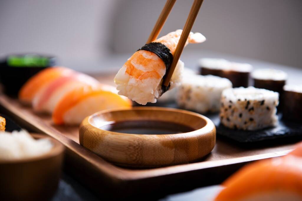 sushi nigiri salsa di soia