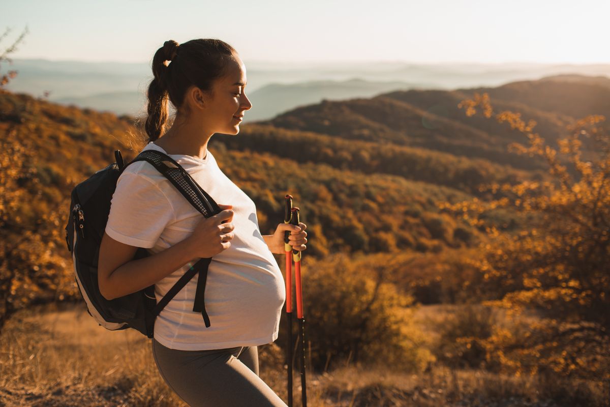 trekking pregnant woman