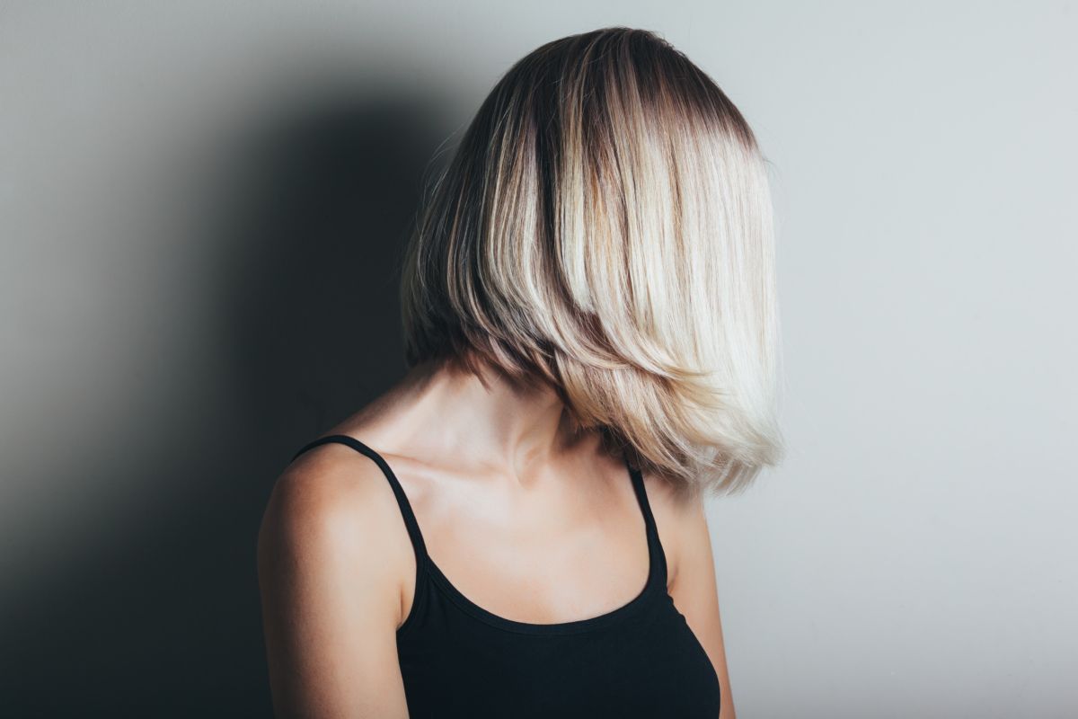 blonde bob cut hair