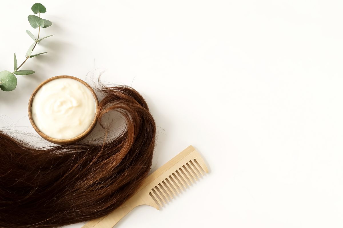 Comb hair conditioner cream lotion