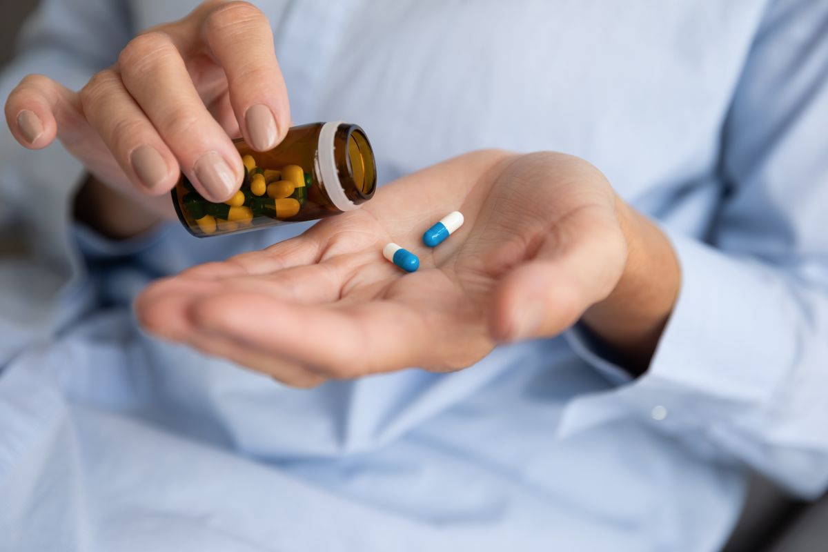 take medication tablets