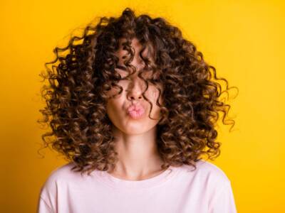 Acconciature per capelli ricci: le più semplici da realizzare