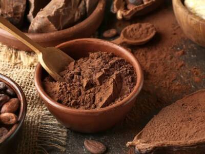 Cacao amaro: le proprietà e gli effetti collaterali da tenere a mente