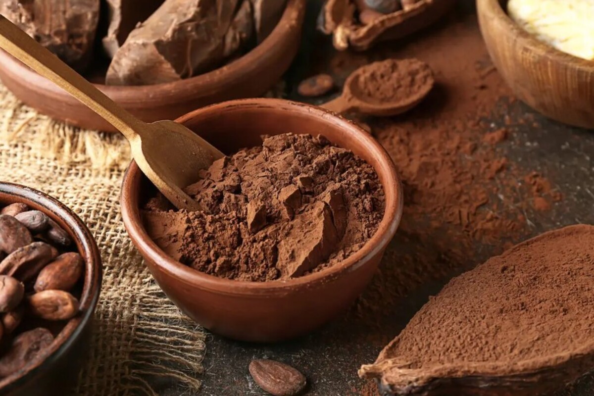 cocoa powder and seeds