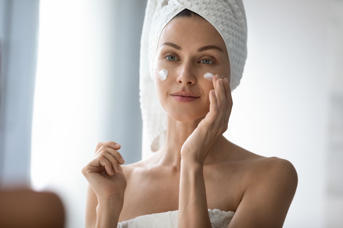 women's beauty routine cream