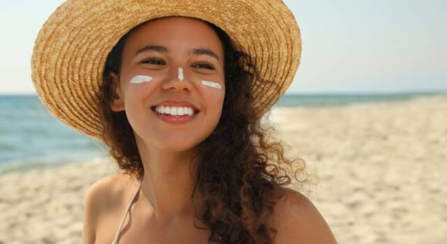 Benessere della pelle: l&#8217;importanza della protezione solare in estate