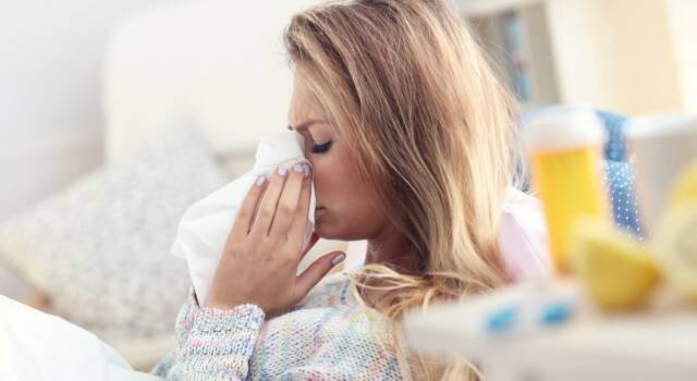 Raffreddore senza febbre? Scopriamo come curarlo rapidamente
